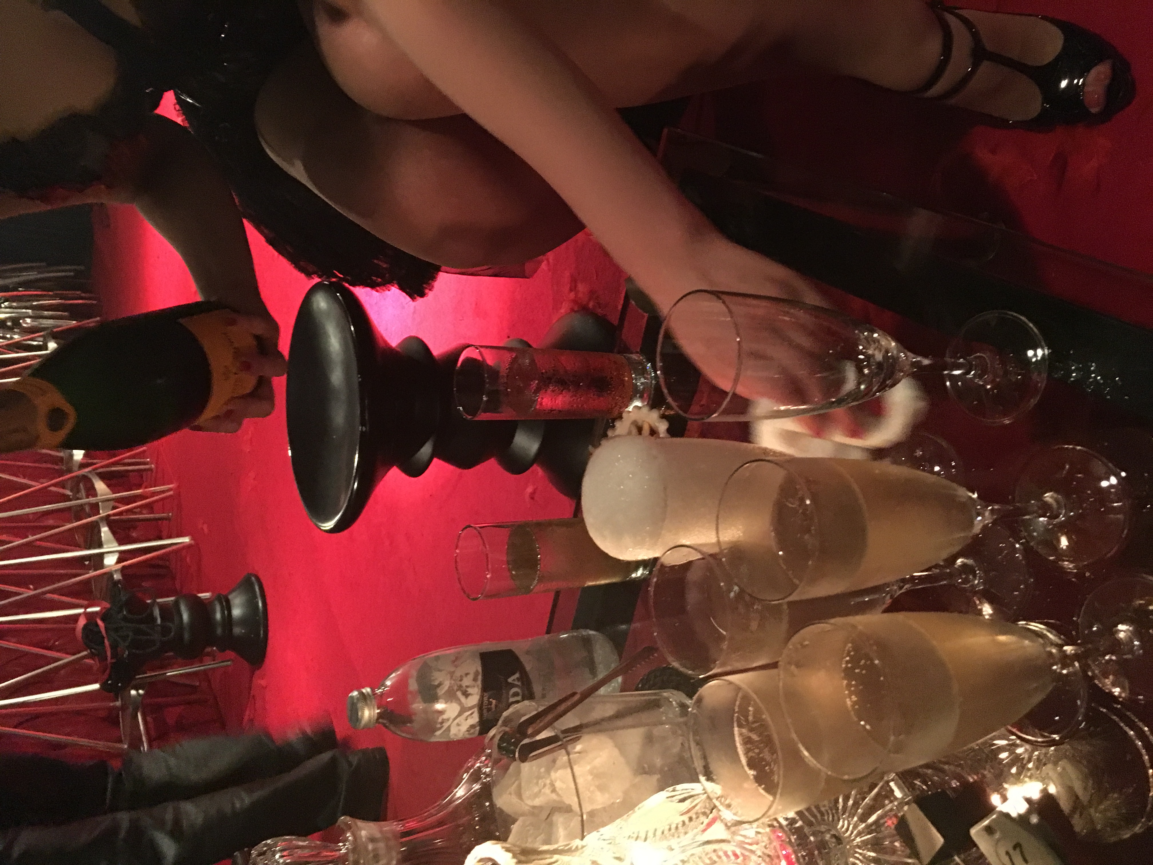 銀座のSMバーに行きましょう！